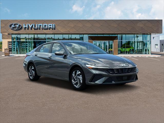 new 2024 Hyundai Elantra car, priced at $22,422