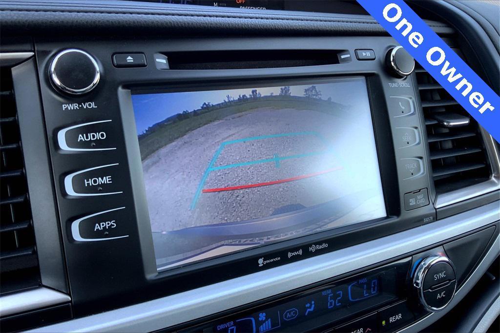used 2018 Toyota Highlander car, priced at $19,487