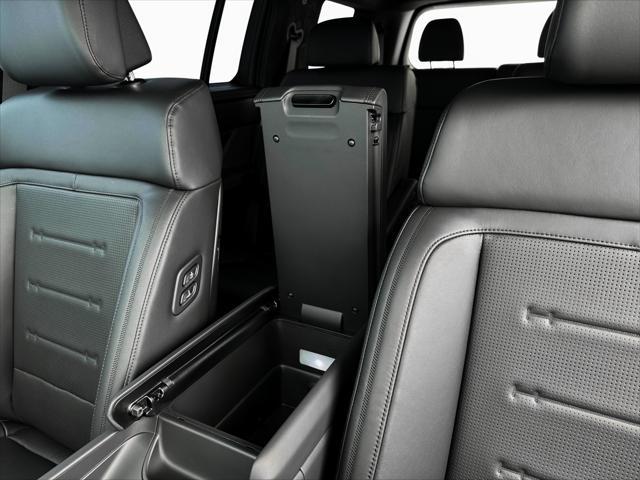 new 2025 Hyundai SANTA FE HEV car, priced at $48,364