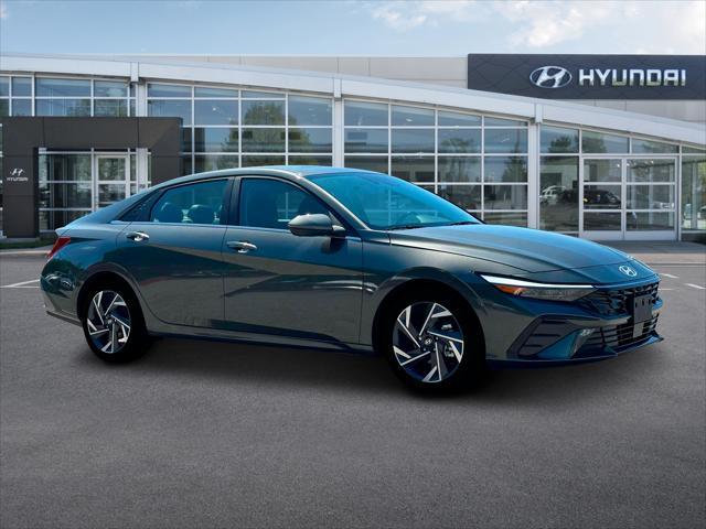 new 2024 Hyundai Elantra car, priced at $21,909