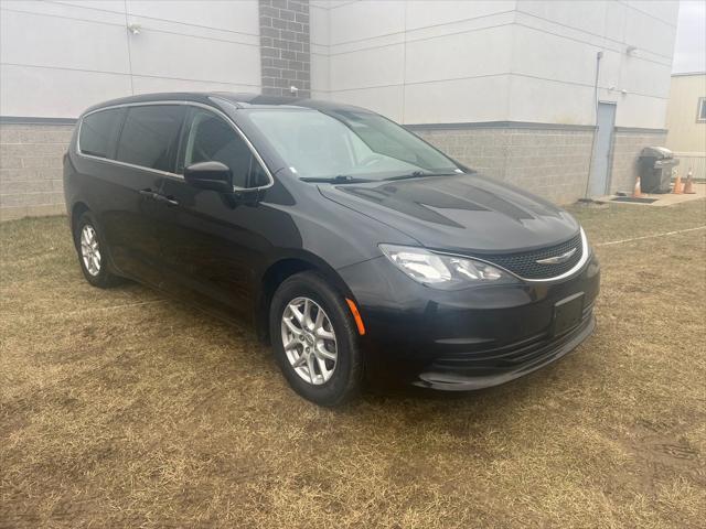 used 2017 Chrysler Pacifica car, priced at $12,775