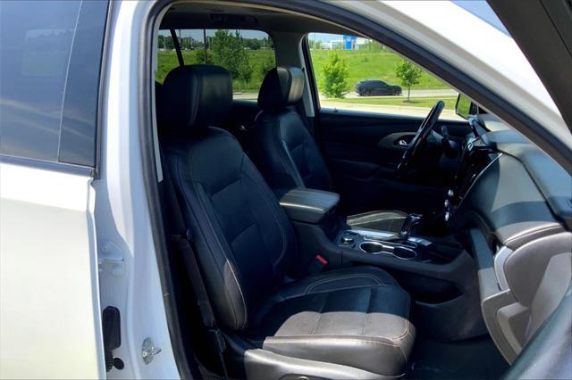 used 2020 Chevrolet Traverse car, priced at $25,864
