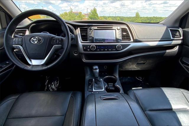 used 2015 Toyota Highlander car, priced at $17,903
