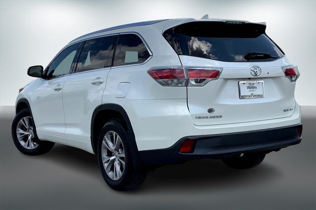 used 2015 Toyota Highlander car, priced at $17,903