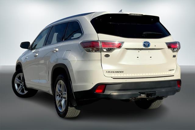 used 2015 Toyota Highlander Hybrid car, priced at $18,995