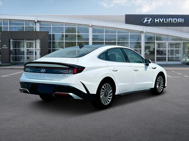 new 2024 Hyundai Sonata Hybrid car