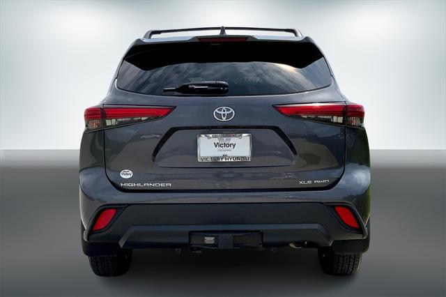 used 2021 Toyota Highlander car, priced at $28,654