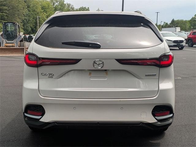 new 2025 Mazda CX-70 car