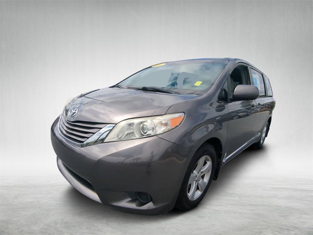 used 2017 Toyota Sienna car, priced at $18,650