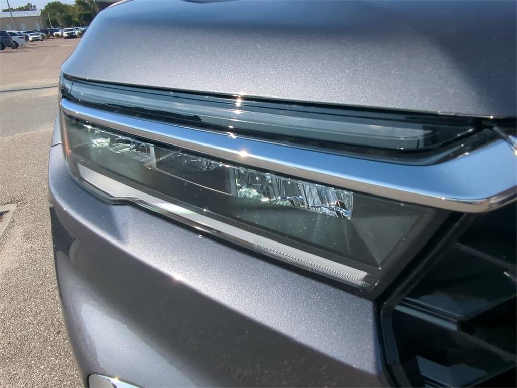 new 2025 Honda Pilot car, priced at $45,585