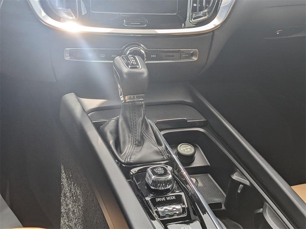 used 2020 Volvo V60 car, priced at $24,690