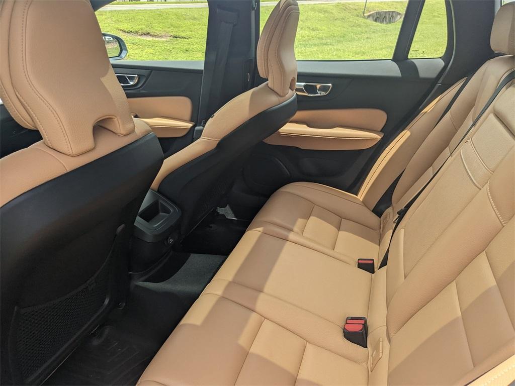 used 2020 Volvo V60 car, priced at $24,690