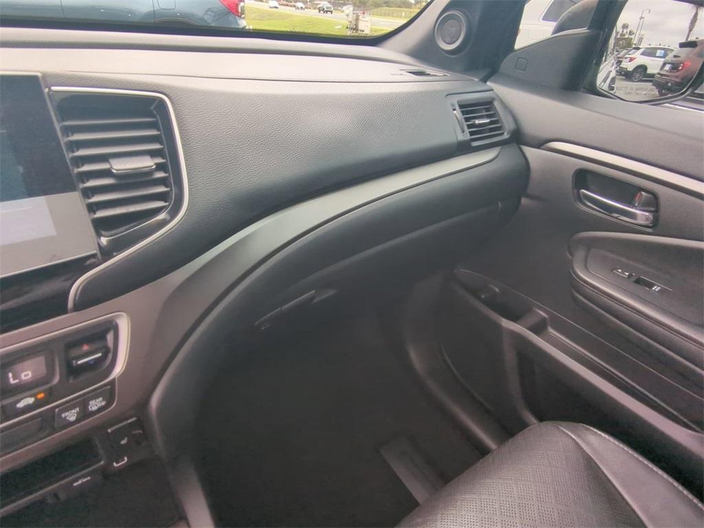 used 2021 Honda Passport car, priced at $17,900