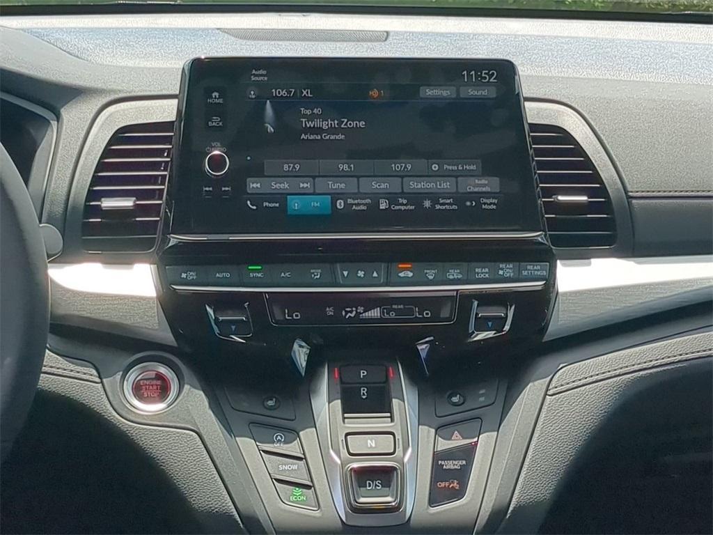 new 2026 Honda Odyssey car, priced at $42,902
