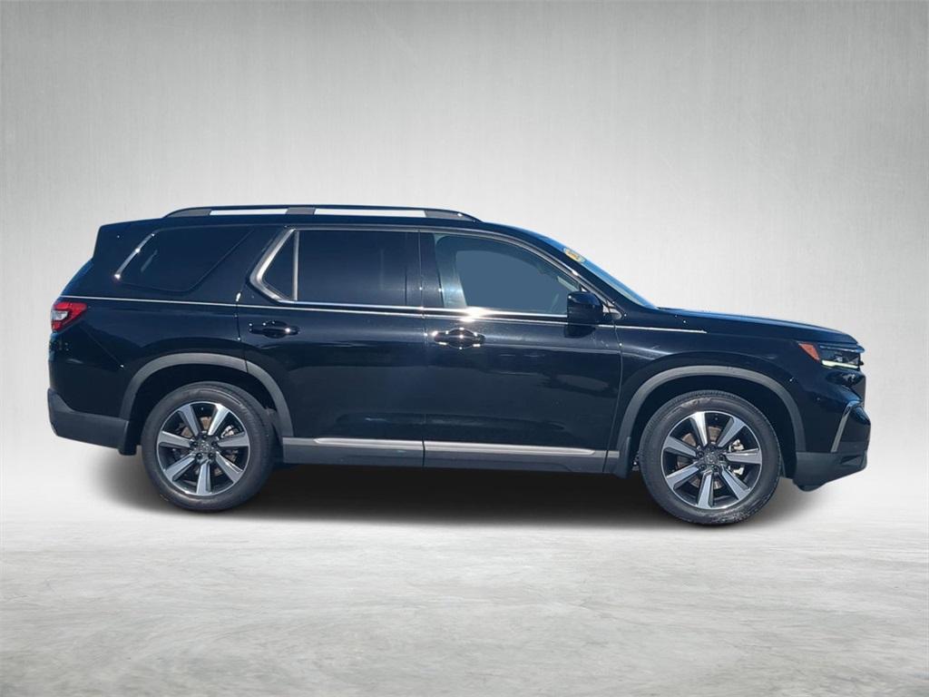 used 2023 Honda Pilot car, priced at $40,678