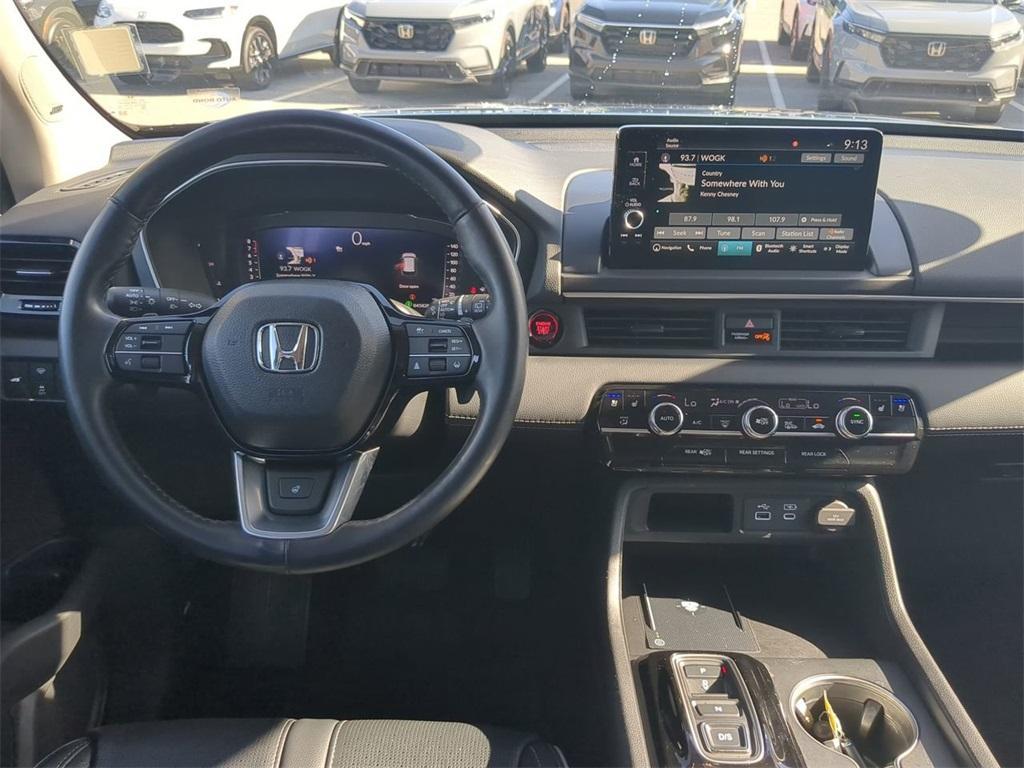 used 2023 Honda Pilot car, priced at $40,678