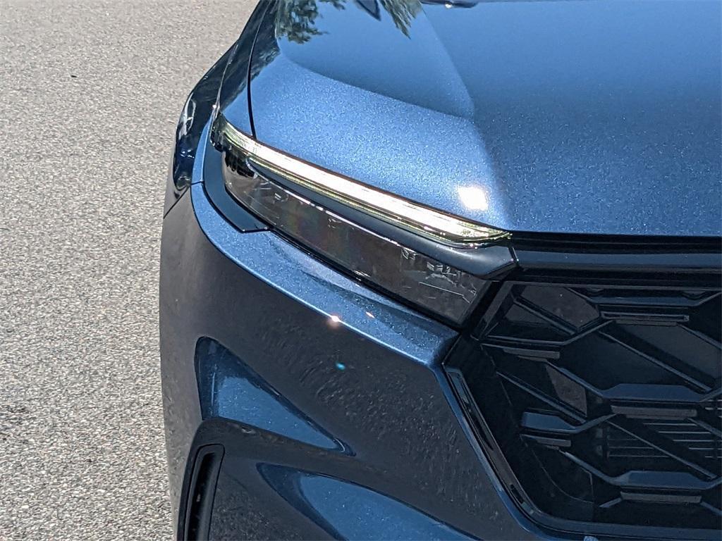 new 2026 Honda CR-V Hybrid car, priced at $40,913