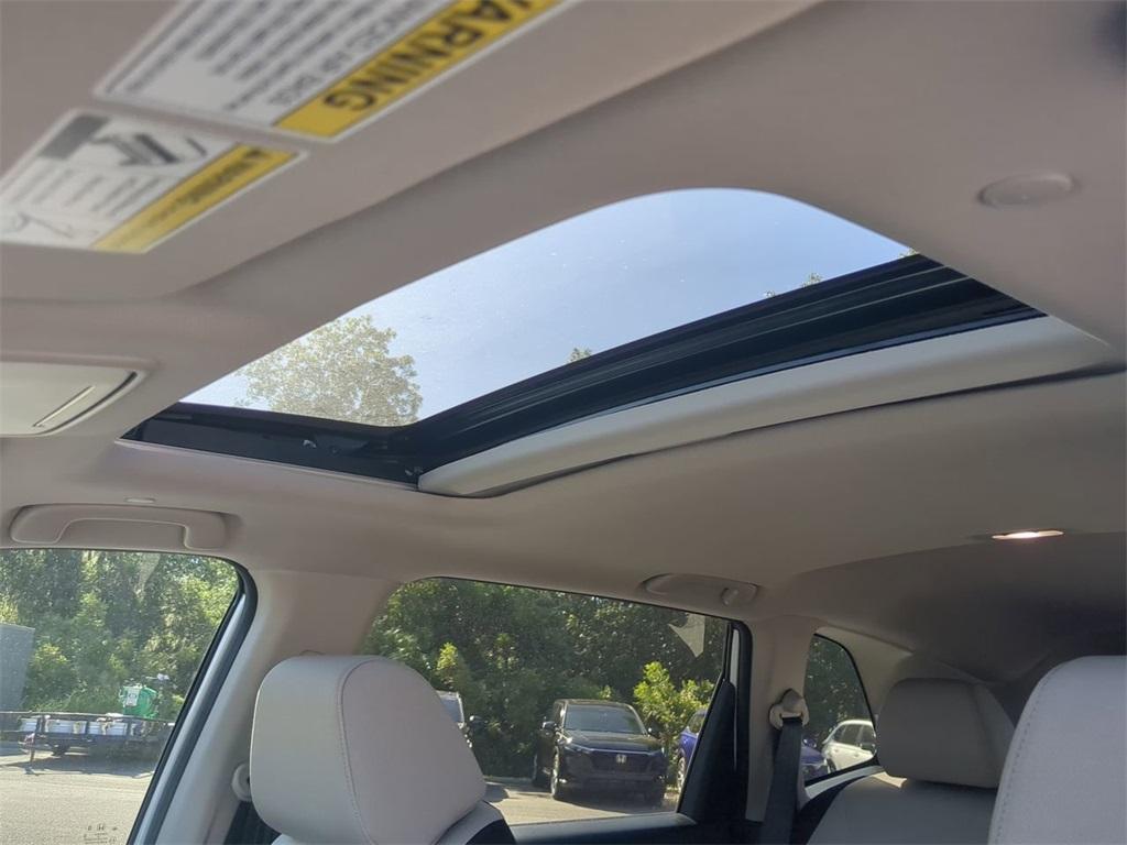 used 2025 Honda CR-V car, priced at $29,905