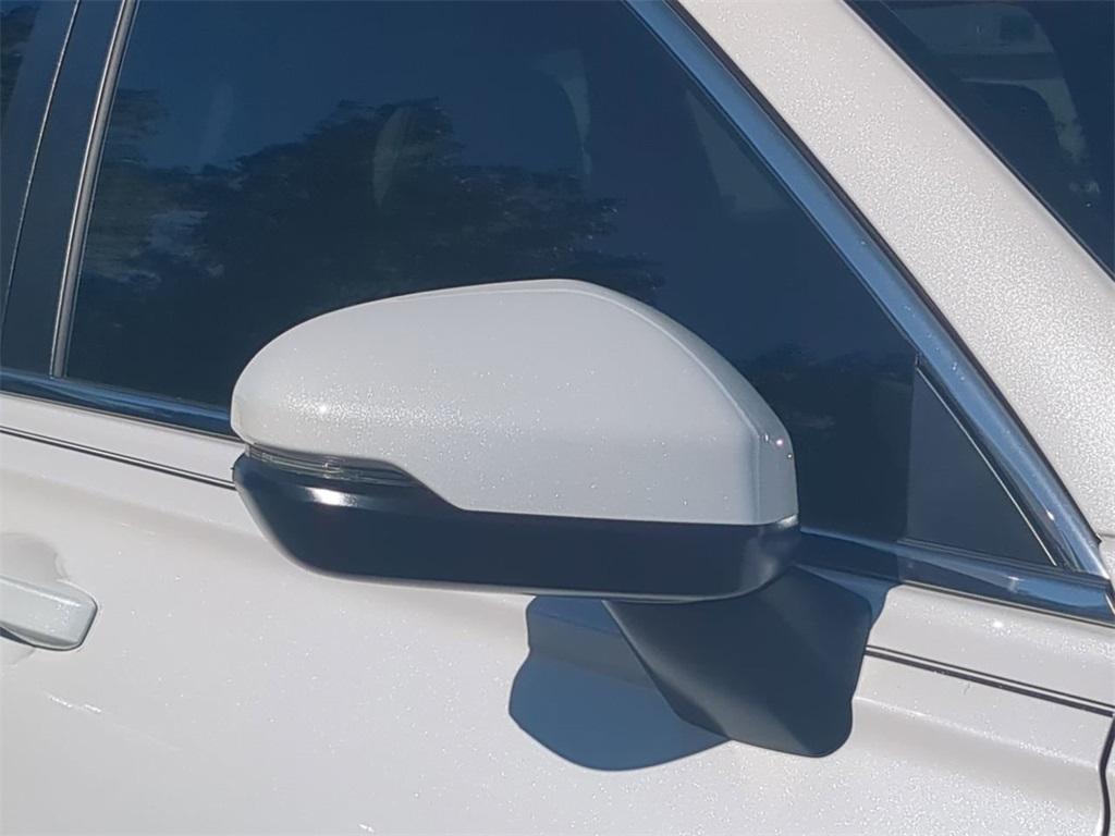 used 2025 Honda CR-V car, priced at $29,905