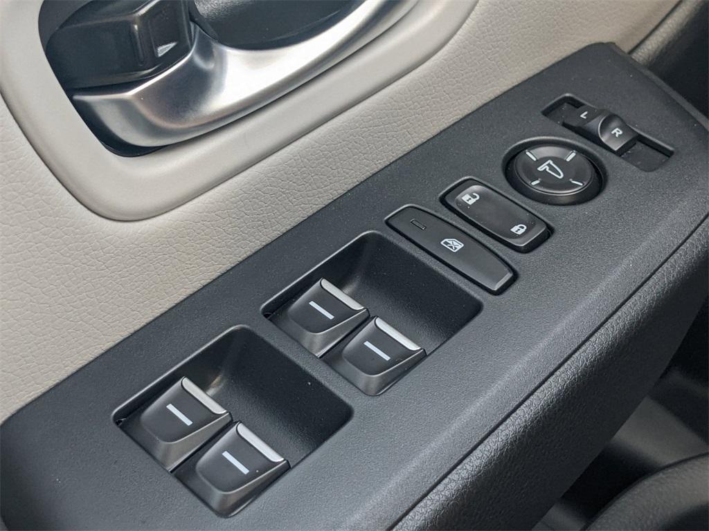 new 2025 Honda Pilot car, priced at $45,402