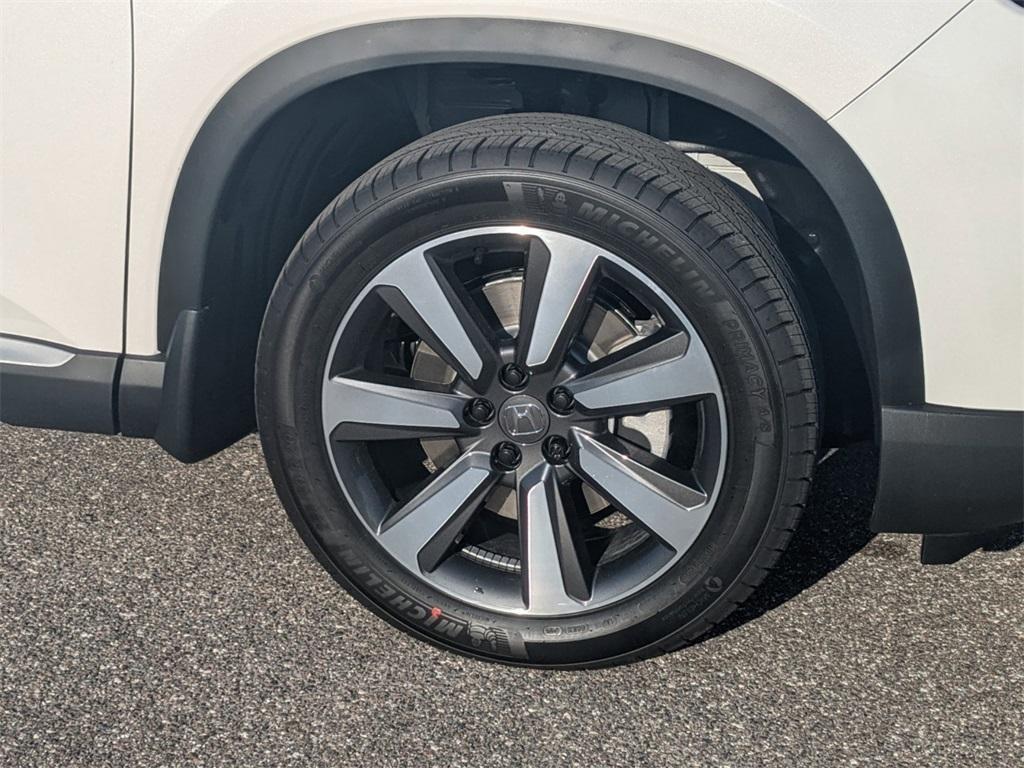 new 2025 Honda Pilot car, priced at $46,004