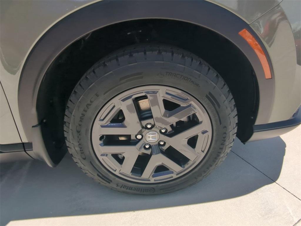 new 2026 Honda CR-V Hybrid car, priced at $38,903