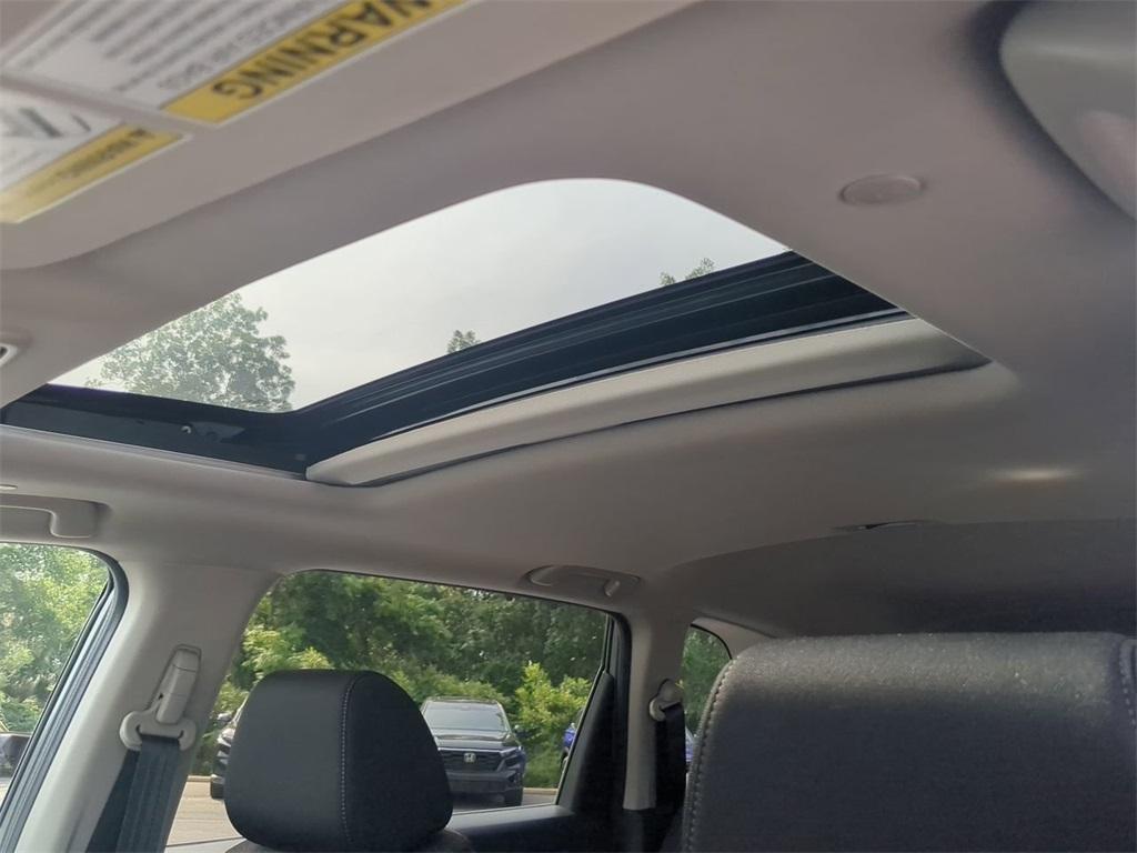 used 2025 Honda CR-V car, priced at $30,918