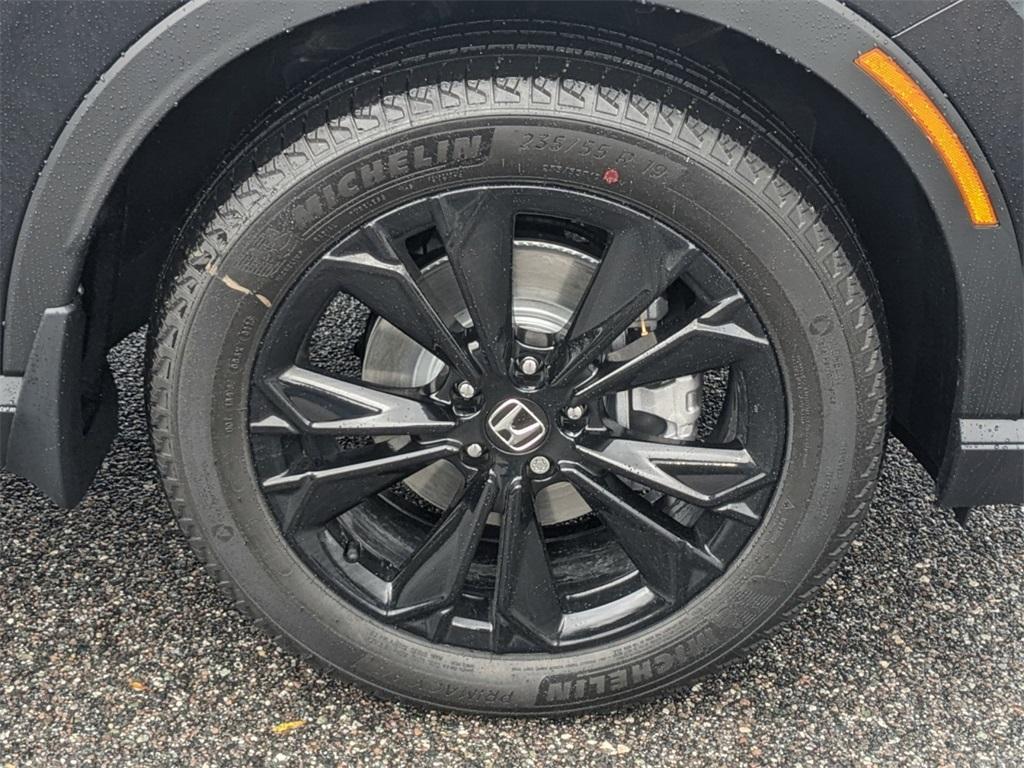 new 2025 Honda CR-V Hybrid car, priced at $39,784