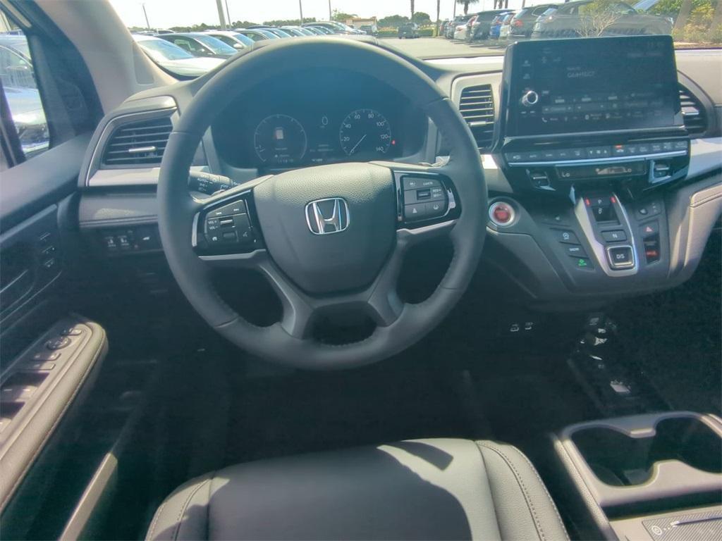 new 2026 Honda Odyssey car, priced at $42,344