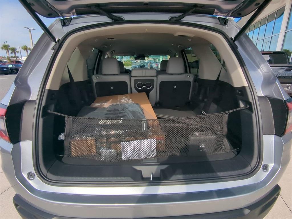 new 2025 Honda Pilot car, priced at $45,093