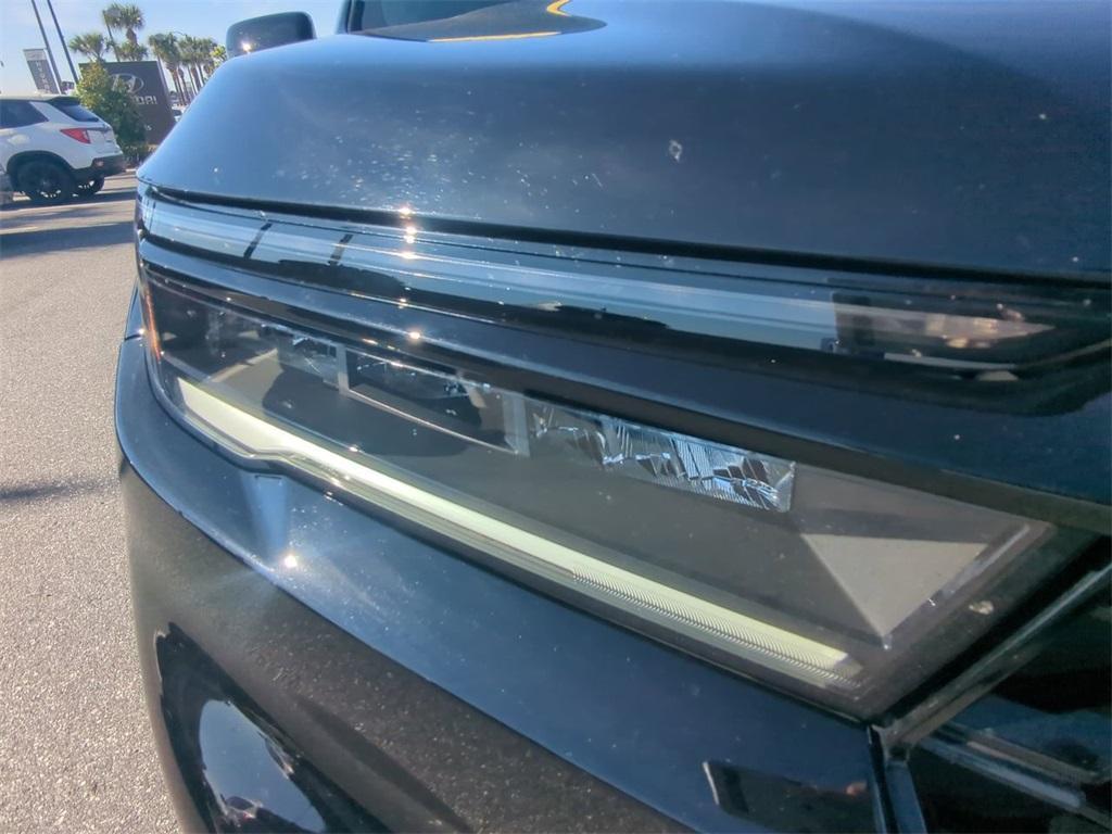 used 2025 Honda Pilot car, priced at $44,769