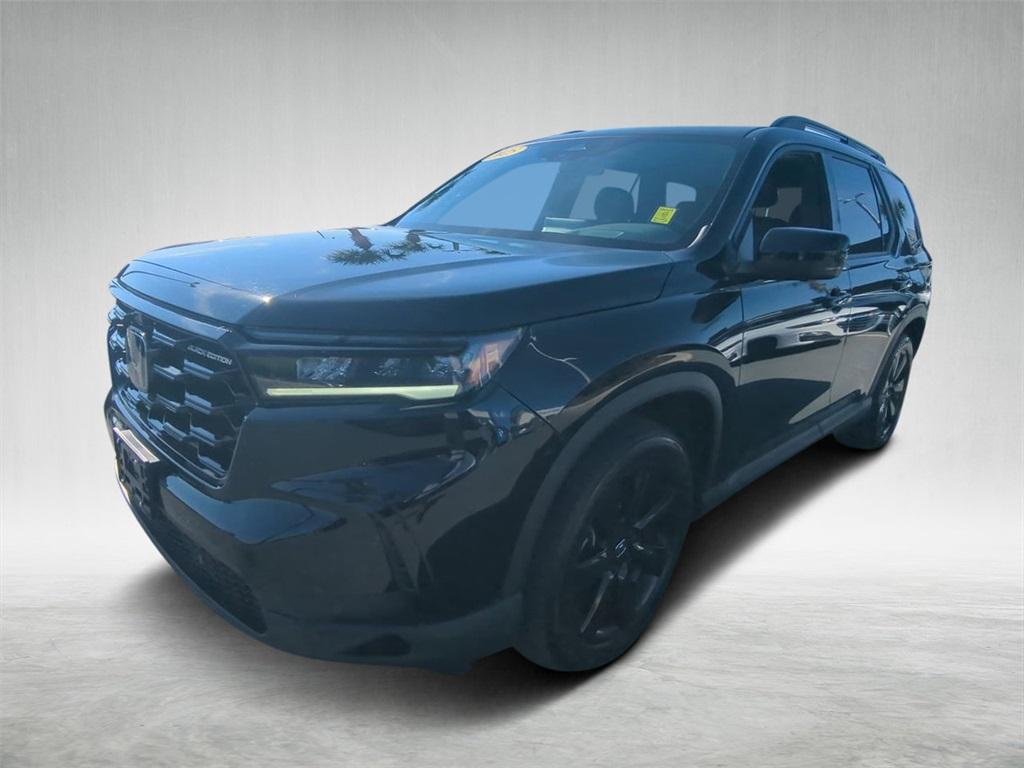 used 2025 Honda Pilot car, priced at $44,769
