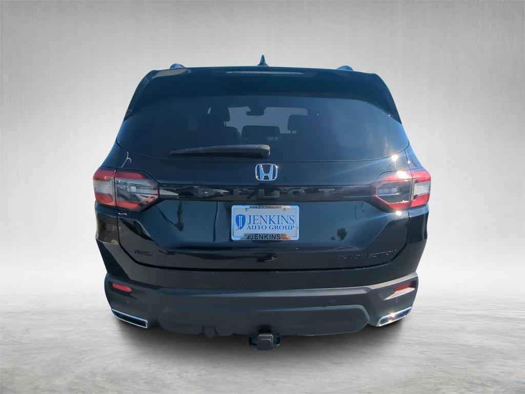 used 2025 Honda Pilot car, priced at $44,769