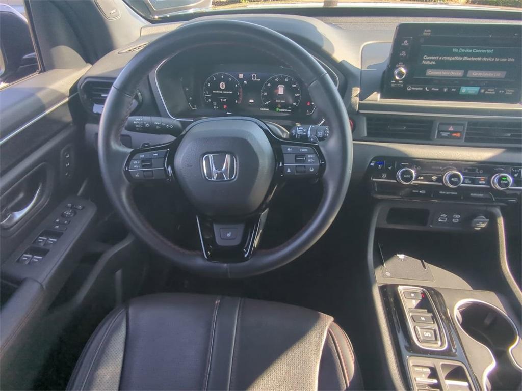 used 2025 Honda Pilot car, priced at $44,769