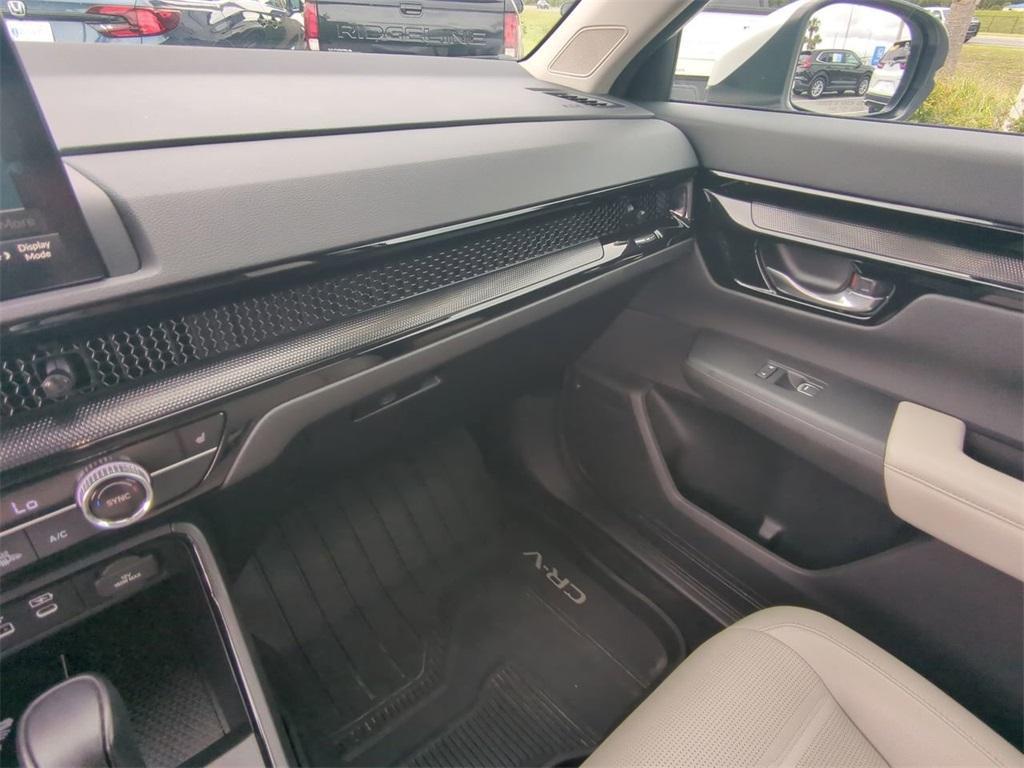 used 2023 Honda CR-V car, priced at $28,760