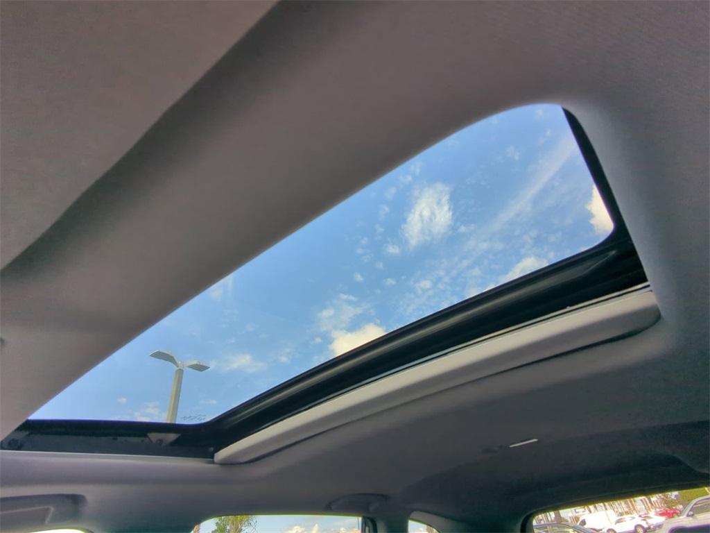 used 2020 Honda CR-V car, priced at $24,260
