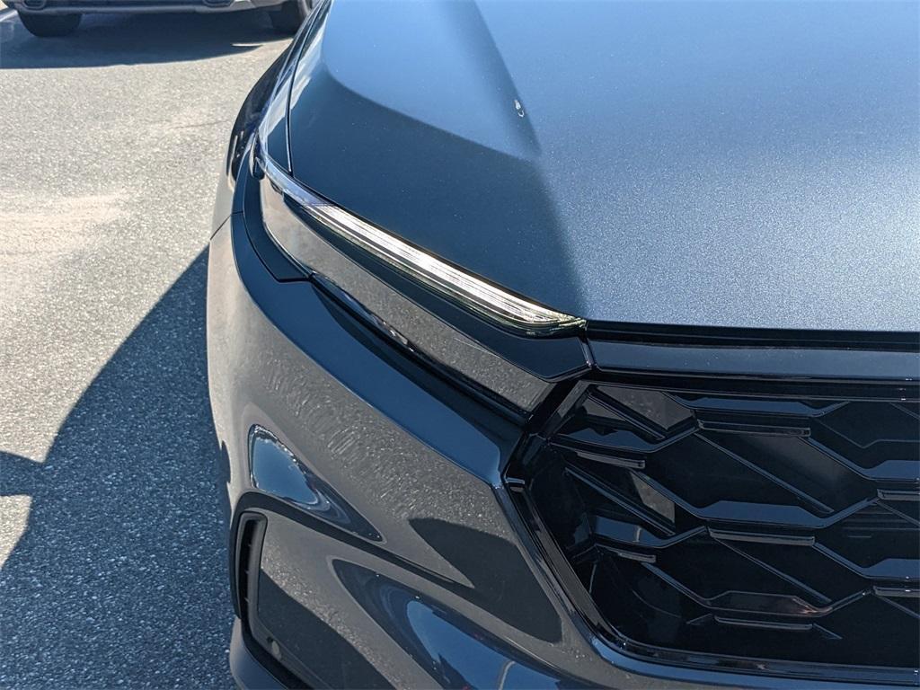 new 2026 Honda CR-V Hybrid car, priced at $38,400