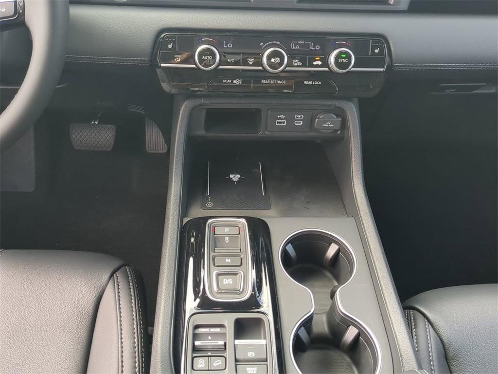 new 2025 Honda Pilot car, priced at $43,538