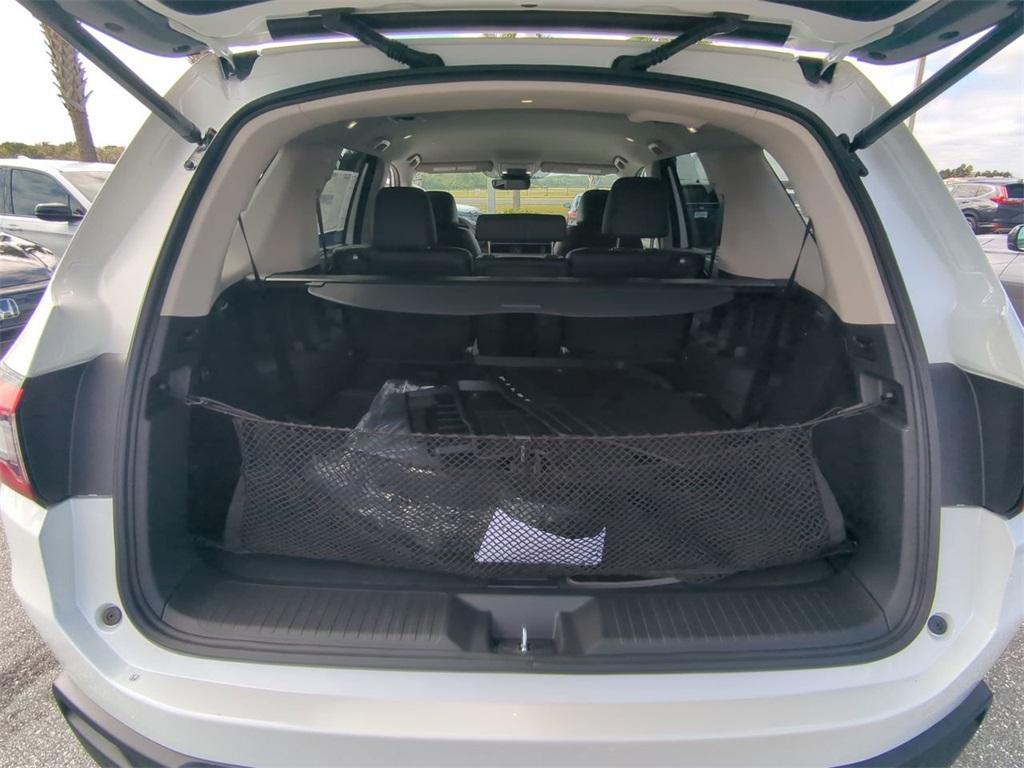 new 2025 Honda Pilot car, priced at $43,538