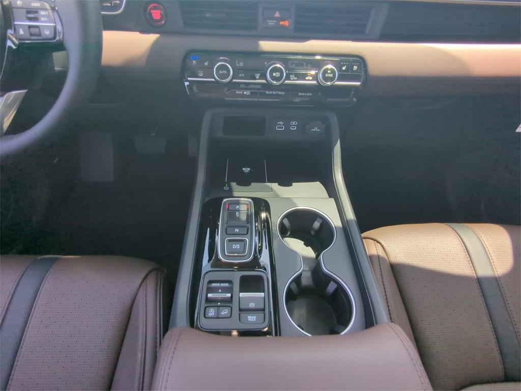 new 2025 Honda Pilot car, priced at $51,593