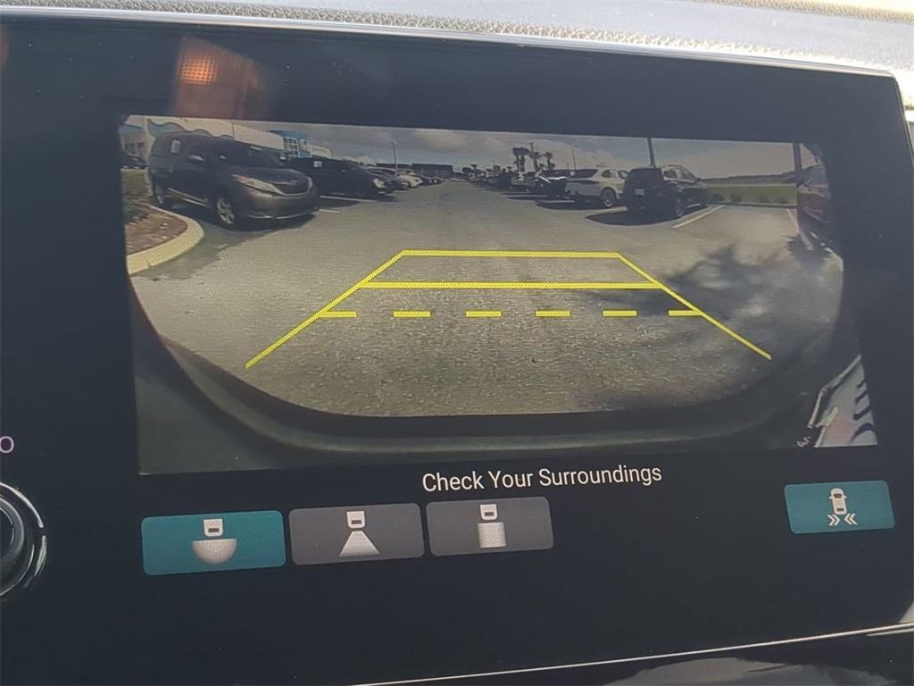 used 2022 Honda Pilot car, priced at $27,627