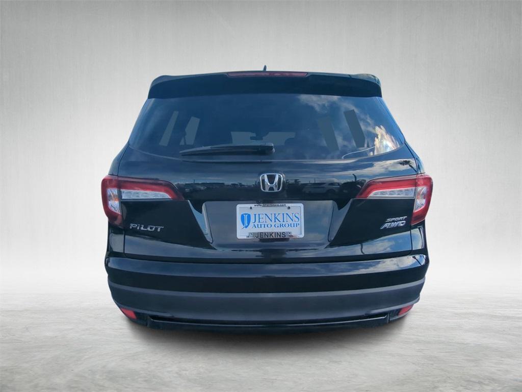 used 2022 Honda Pilot car, priced at $27,627
