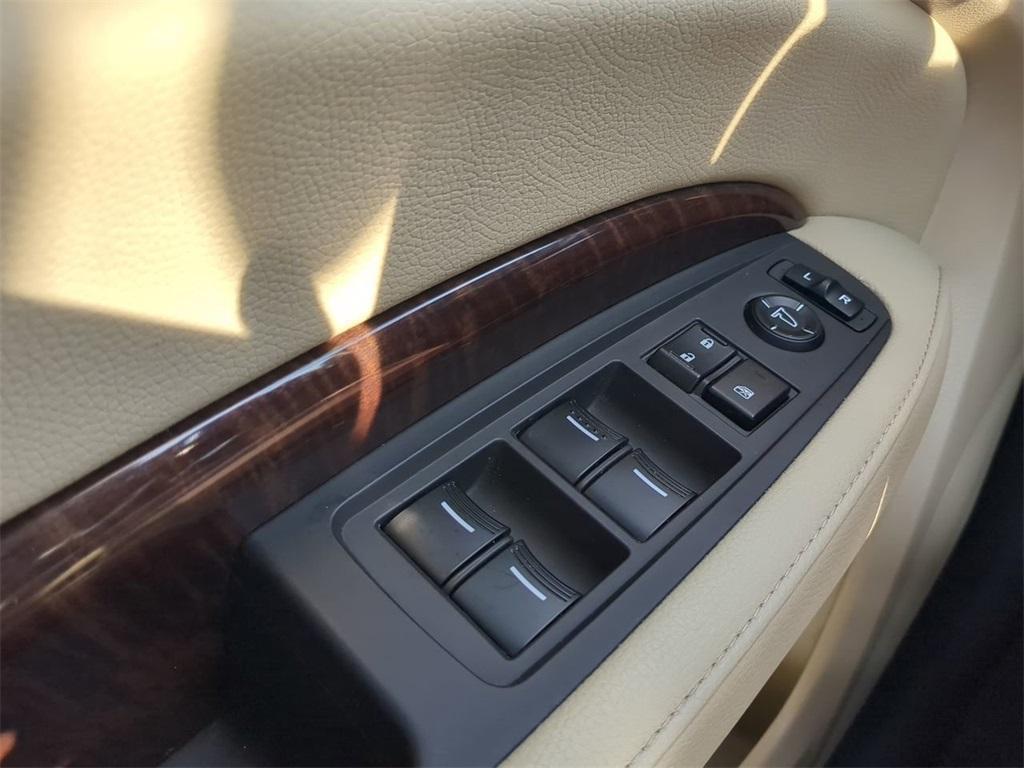 used 2020 Acura MDX car, priced at $24,290