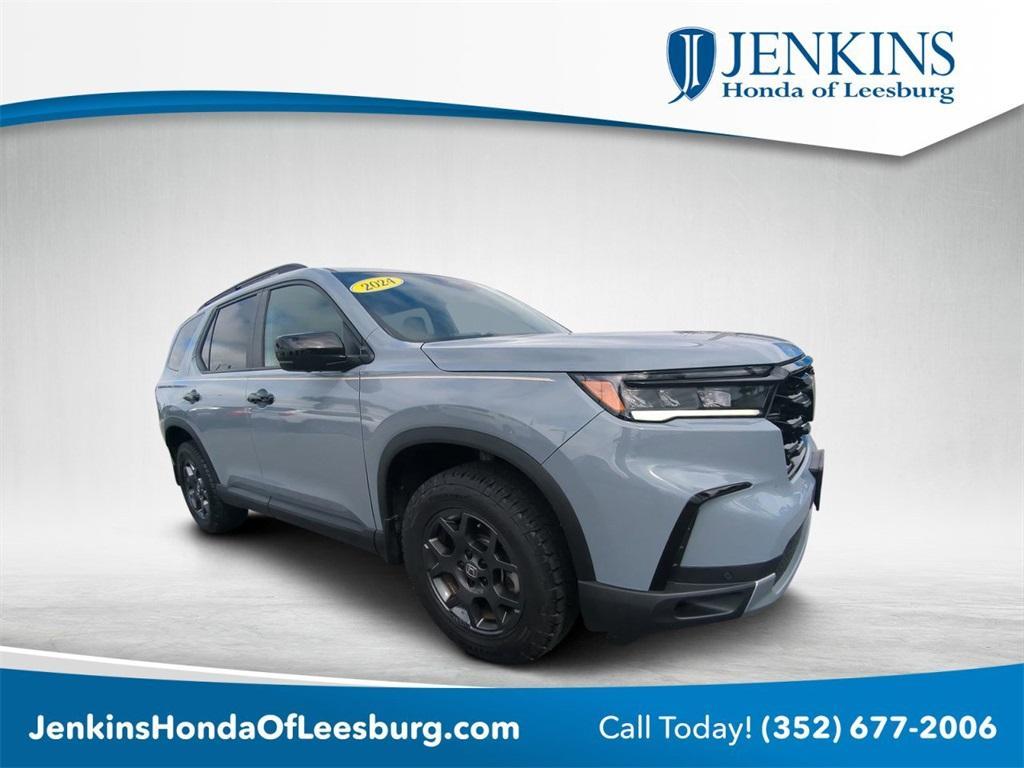 used 2024 Honda Pilot car, priced at $43,490