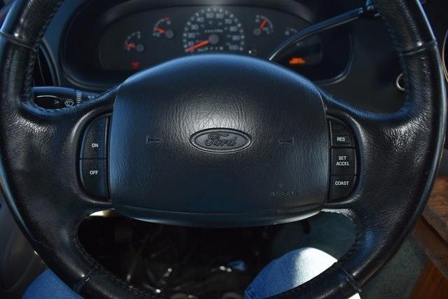 used 2000 Ford E150 car, priced at $4,995