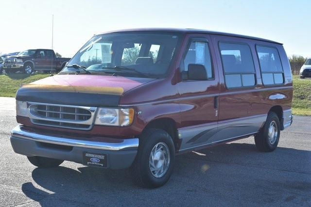used 2000 Ford E150 car, priced at $4,995