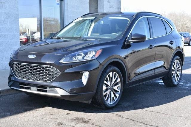 used 2022 Ford Escape car, priced at $25,777