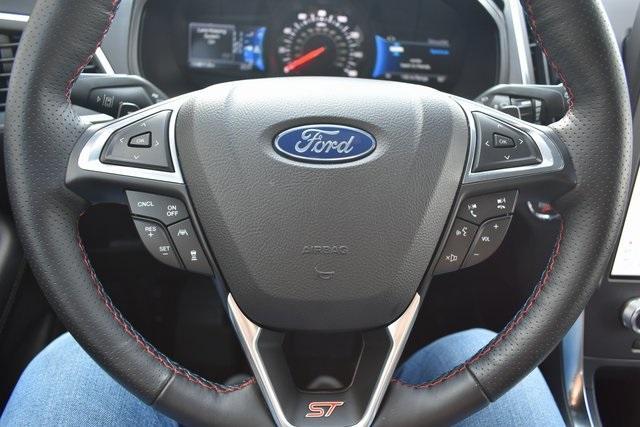 used 2024 Ford Edge car, priced at $38,897