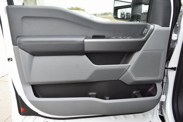 new 2025 Ford F-350 car, priced at $58,968