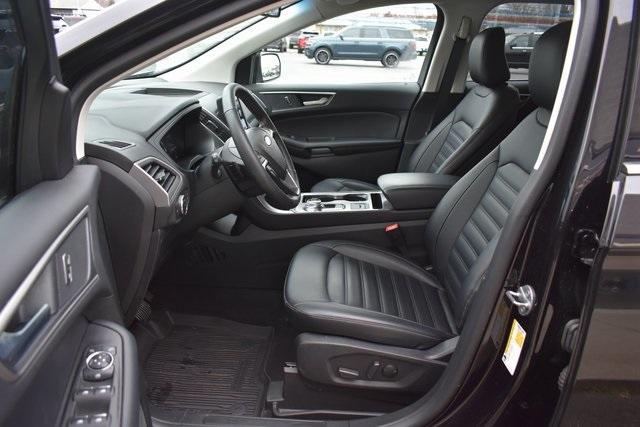 used 2022 Ford Edge car, priced at $26,899